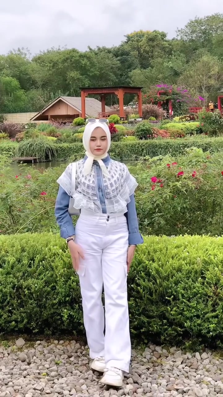 Explore Taman & Danau Asri